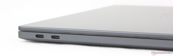 Sinistra: 2x USB-C Thunderbolt 4 con DisplayPort 2.1 + Power Delivery