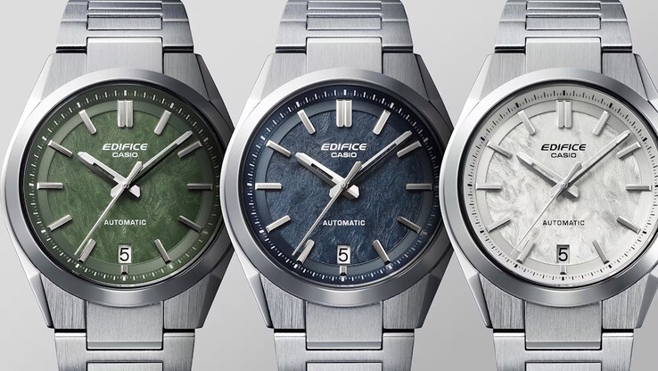 Tre nuovi modelli EKF-100D in blu, verde e bianco vengono lanciati insieme al modello con quadrante in carbonio forgiato nero. (Fonte: Casio)