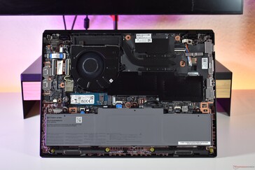 Lenovo ThinkPad L14 Gen 6 AMD: Interno
