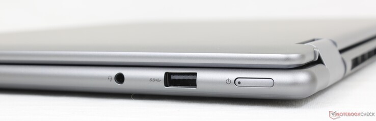 A destra: cuffie da 3,5 mm, USB-A 3.2 Gen. 1, pulsante di alimentazione