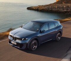 Il nuovo SUV elettrico BMW iX3 50 xDrive (Fonte: BMW)