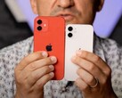 L'iPhone 12 mini ha già ricevuto un hands-on da uno YouTuber. (Fonte: George Buhnici)