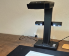 Test dello scanner CZUR ET Max: La digitalizzazione al posto della carta