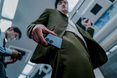 L'ASUS Zenfone 9 è disponibile in quattro colori a partire da 799 euro. (Fonte: ASUS)