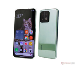 Lo Xiaomi 13T Pro potrebbe apparire più o meno come lo Xiaomi 13, nella foto. (Fonte: NotebookCheck)