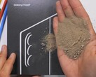 Il Samsung Galaxy Z Fold 7 è l'ultimo telefono a subire i test di durata di JerryRigEverything. (Fonte: JerryRigEverything su YouTube)
