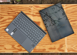 Recensione del tablet Lenovo Yoga Duet 7 13IML05, dispositivo di prova fornita da notebookbilliger