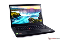 Nella recensione: Lenovo ThinkPad T14s Gen2 AMD. Unità per la recensione fornita da campuspoint
