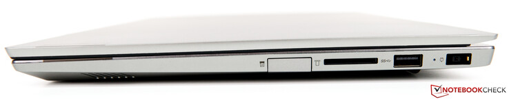 A destra: USB 2.0 (nascosto dietro uno sportello), lettore schede 4-in-1, USB 3.1 Gen 1, alimentazione