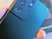 Samsung ha rilasciato una nuova app fotocamera Expert RAW per l'S21 Ultra. (Immagine: Sanjiv Sathiah/Notebookcheck)