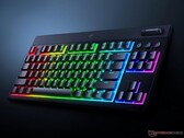 La tastiera a basso profilo Razer BlackWidow V4 TKL viene mostrata con un'angolazione (Fonte: Razer PR)