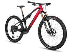 Il produttore tedesco di eBike Rotwild ha presentato due leggerissime MTB elettriche a partire da 9.500 euro (Immagine: Rotwild)