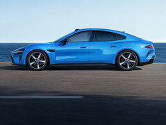 Xiaomi SU7 (2026) nel nuovo colore Capri Blue: la berlina sportiva elettrica sta ricevendo più di un semplice lifting. (Fonte: Xiaomi)