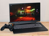 Recensione dell'XMG Apex 17 (late 23): un portatile gaming QHD con RTX 4060