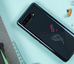 L&#039;Asus ROG Phone 5 ha debuttato più di un anno fa. (Fonte: NextPit)