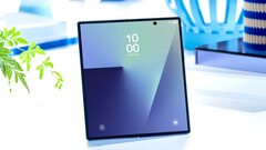 In un video hands-on trapelato, il successore del Samsung Galaxy Z Fold 7 sembra essere praticamente privo di pieghe.