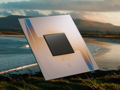 Airbus e SandboxAQ testano la navigazione con sensori quantistici come scudo contro le interferenze GPS. Nella foto: Il chip quantistico Willlow di Google (fonte: Google)