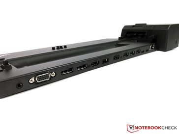 La ThinkPad Ultra Dock offre molte porte.