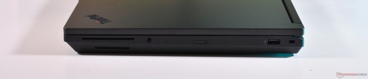 diritto: Lettore di smartcard, audio da 3,5 mm, nanoSIM, USB-A 3.2 Gen 1, Kensington Lock