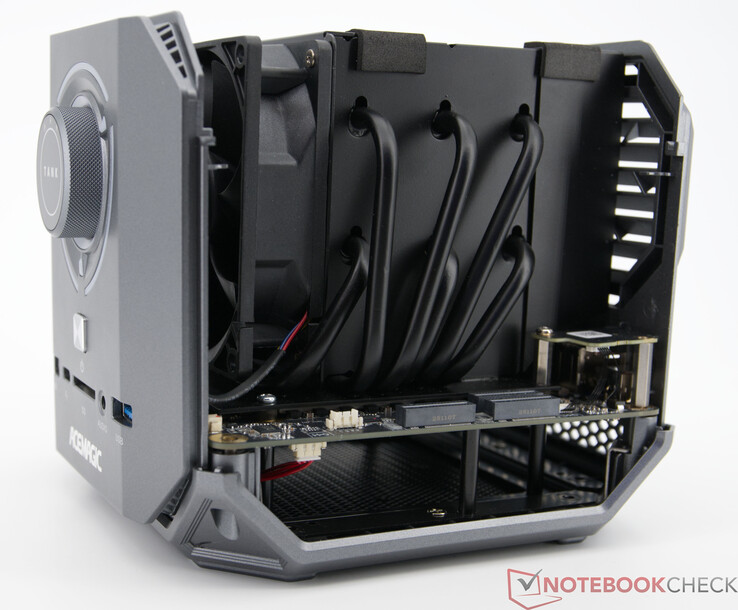 Acemagic su M1A Pro+ senza coperchio dell'alloggiamento