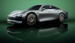 La berlina Mercedes EQC potrebbe trarre alcuni spunti di design dalla EQXX, qui raffigurata (Immagine: Mercedes)