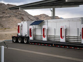 I Supercharger mobili con Megapack vengono distribuiti in caso di emergenza (Fonte: Tesla)