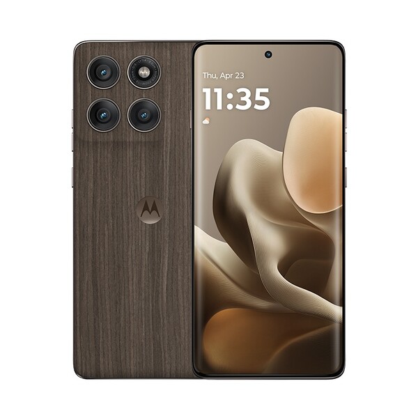 Il Motorola Edge 60 Pro in Basswood Walnut (fonte: Motorola)
