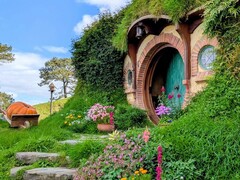 Con Shadow of the Past, la Warner Bros. ha annunciato un altro film ambientato nell'universo de Il Signore degli Anelli.