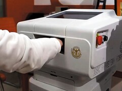 Il monitor della glicemia non invasivo ha già superato due studi positivi. (Fonte: China Daily)