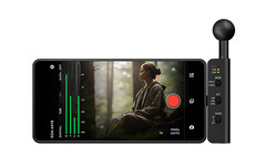 Il Sony ECM-AX10 è dotato di quattro microfoni che consentono di effettuare registrazioni audio spaziali sugli smartphone.