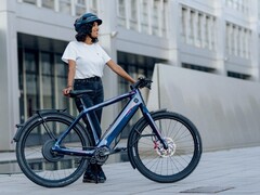 Stromer ha presentato la e-bike ST5 Alinghi Red Bull Racing Edition (fonte: Stromer)