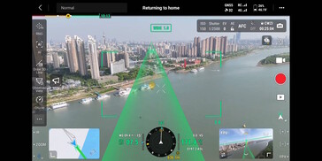 Il percorso di volo proiettato può essere visualizzato in diretta. (Fonte immagine: DJI)
