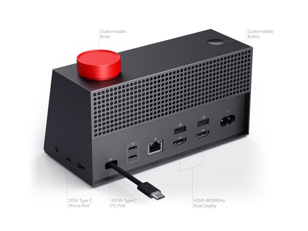 Il Lenovo AI Work Companion Concept ha una serie di porte sul retro e sul lato destro.