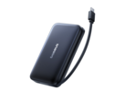 Il power bank Baseus PicoGo AM61 Magnetic (nella foto) con un cavo USB-C retrattile. (Fonte: Baseus)
