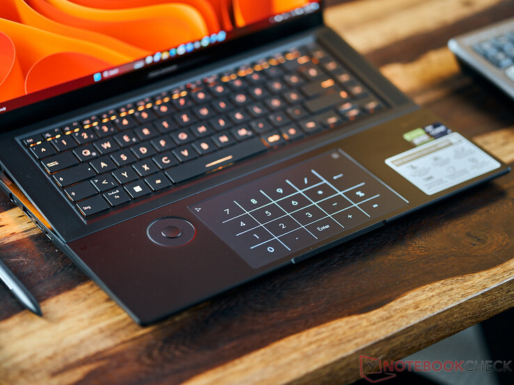 Asus Zenbook Pro 16X - Numpad nel touchpad