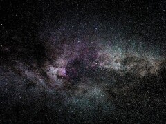 Una vista del cielo notturno della galassia della Via Lattea. (Fonte immagine: Kennst du schon die Umkreisel App? via Pexels)