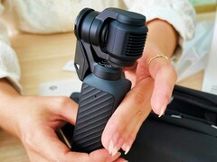 DJI Osmo Pocket 4: immagini hands-on trapelate.