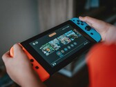 Un'immagine della console Nintendo Switch in uso