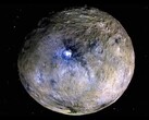 Una resa cromatica migliorata del pianeta nano Cerere (Fonte immagine: NASA, JPL-Caltech, UCLA, MPS, DLR e IDA)