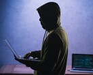 Gli agenti di hacking basati su IA autonoma superano in efficienza gli hacker umani.