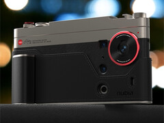 Lo Z70S Ultra ha un pulsante di scatto della fotocamera dedicato, a differenza di molti suoi rivali. (Fonte: Nubia)