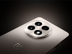 Il vociferato OnePlus 13s costerà di più del OnePlus 13R (nella foto). (Fonte: OnePlus)