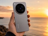 Un video dimostrativo ufficiale di Vivo mostra le eccellenti prestazioni della fotocamera principale basata sulla tecnologia LOFIC dell’X500 Pro Max rispetto a un sensore non LOFIC.