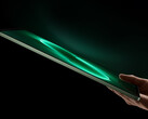 Il Pad 9 Pro ha uno spessore di soli 5,8 mm. Nella foto: un’immagine promozionale che ne illustra il design sottile.