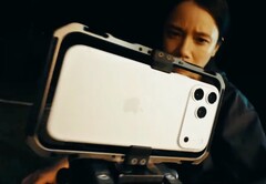 L&#039;iPhone 17 Pro Max ha una fotocamera con teleobiettivo da 48MP con un sensore più grande del 56% (Fonte: Apple)