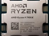 La nuova "centrale elettrica" di AMD potrebbe creare qualche problema a Raptor Lake di Intel. (Fonte: thefilibusterblog)