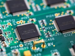 Le scorte di desktop e laptop potrebbero migliorare significativamente nel 2022. (Fonte: Fortune)