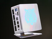 Il MINISFORUM UM790 XTX supporterà le eGPU grazie a una porta Oculink. (Fonte: MINISFORUM)