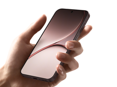 Il display del OnePlus 15T.