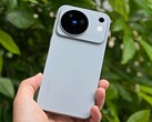 Si prevede che il vivo X500 sia dotato di una batteria da 7500 mAh e del chipset Dimensity 9600M (nella foto: il vivo X500)
